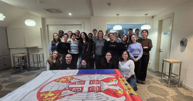 Jóvenes europeos se forman en Serbia para impulsar la creación de pódcast como herramienta de empoderamiento | Proyectos Europeos Defoin