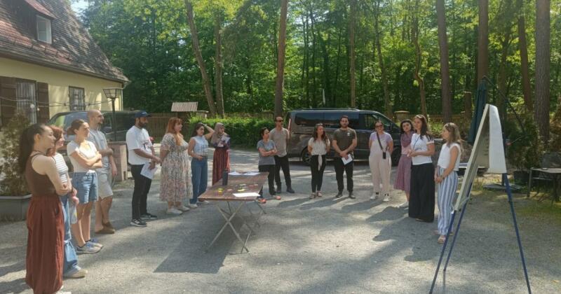 “Herramientas creativas para el bienestar, la conexión y la resiliencia en el trabajo con jóvenes” Un curso de Formación de Formadores en Nuremberg, Alemania  | Proyectos Europeos Defoin